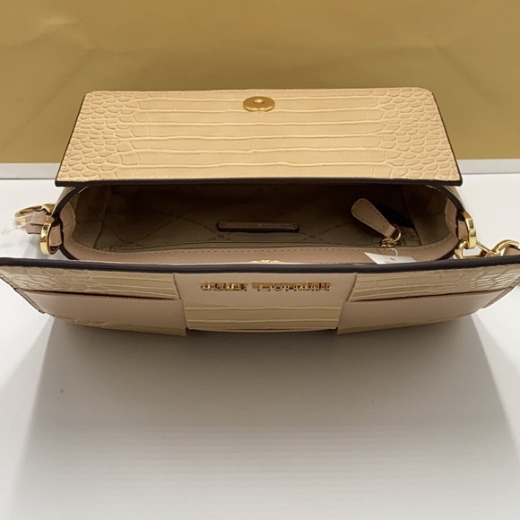 MICHAEL KORS MERCER SMALL CLUTCH XBODY BUFF - Picture 11 of 16